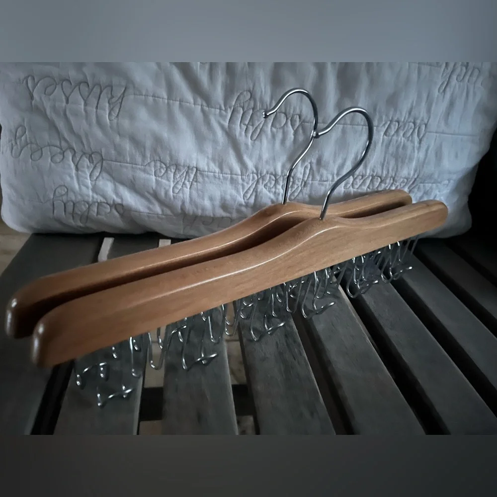 Wooden Tie Hangers with Metal Hooks